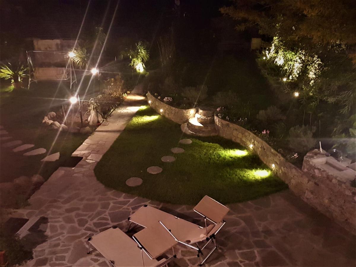 Casa Vacanze Family Albisola Superiore Exterior photo