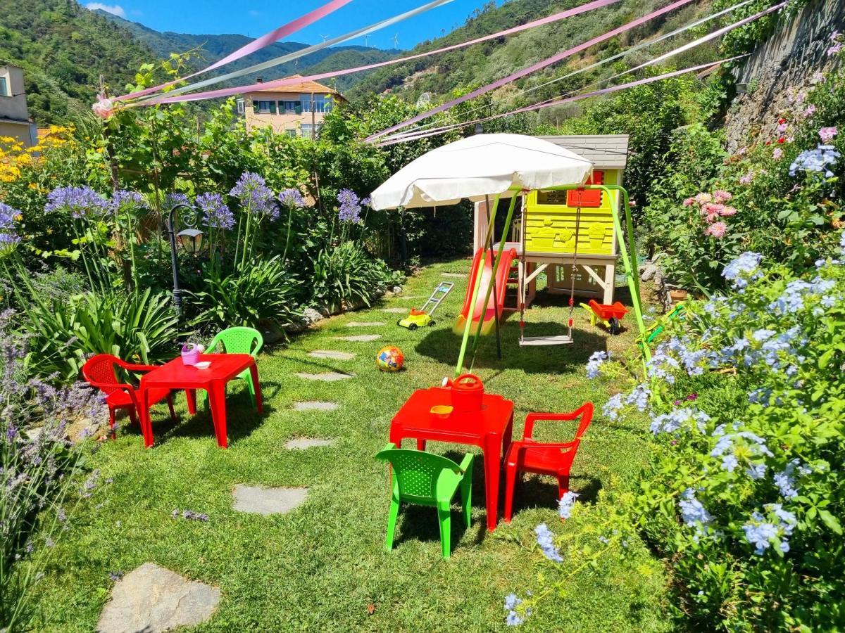 Casa Vacanze Family Albisola Superiore Exterior photo
